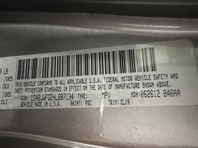 Used 2017 Jeep Wrangler Unlimited Rubicon image 23