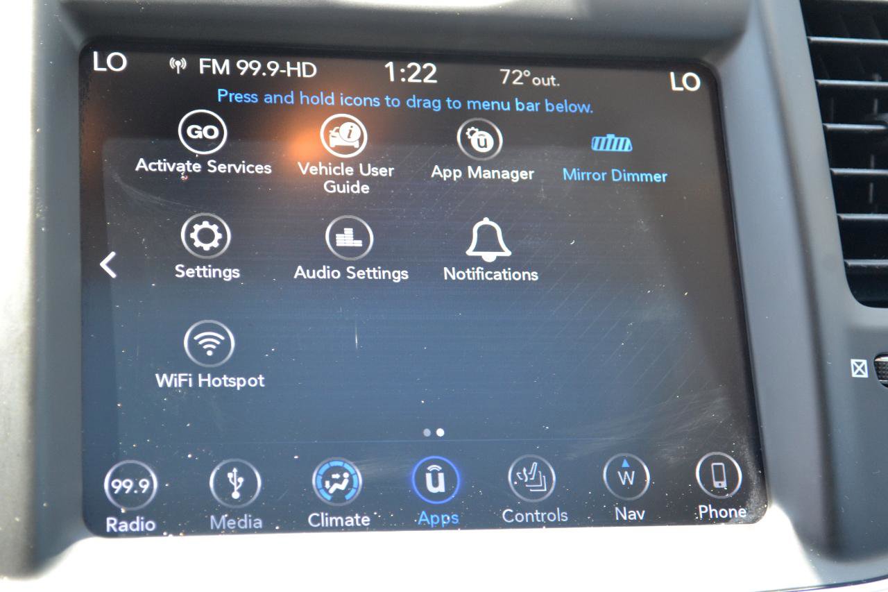 Used 2018 Chrysler 300 Touring L AWD/4WD image 22