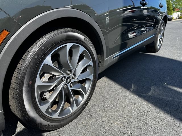 Certified 2023 Lincoln Nautilus Reserve w/ Equipment Group 201A AWD/4WD image 12