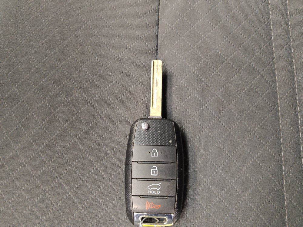 Used 2020 Kia Sorento LX AWD/4WD image 32