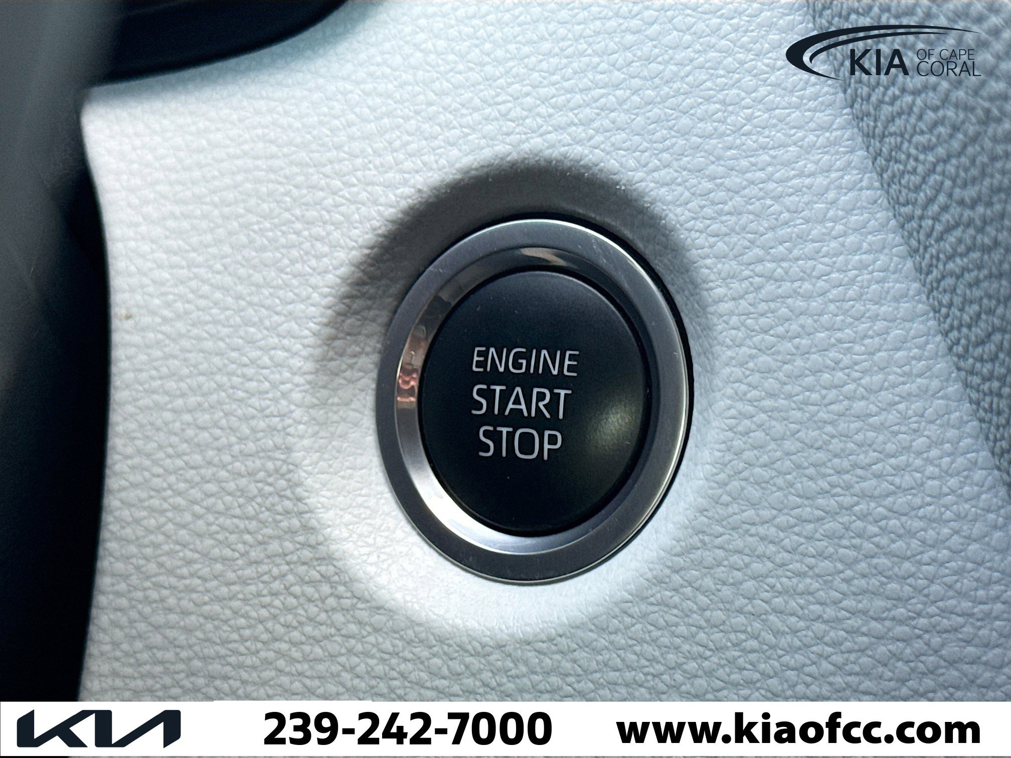 Used 2024 Toyota Corolla SE image 33