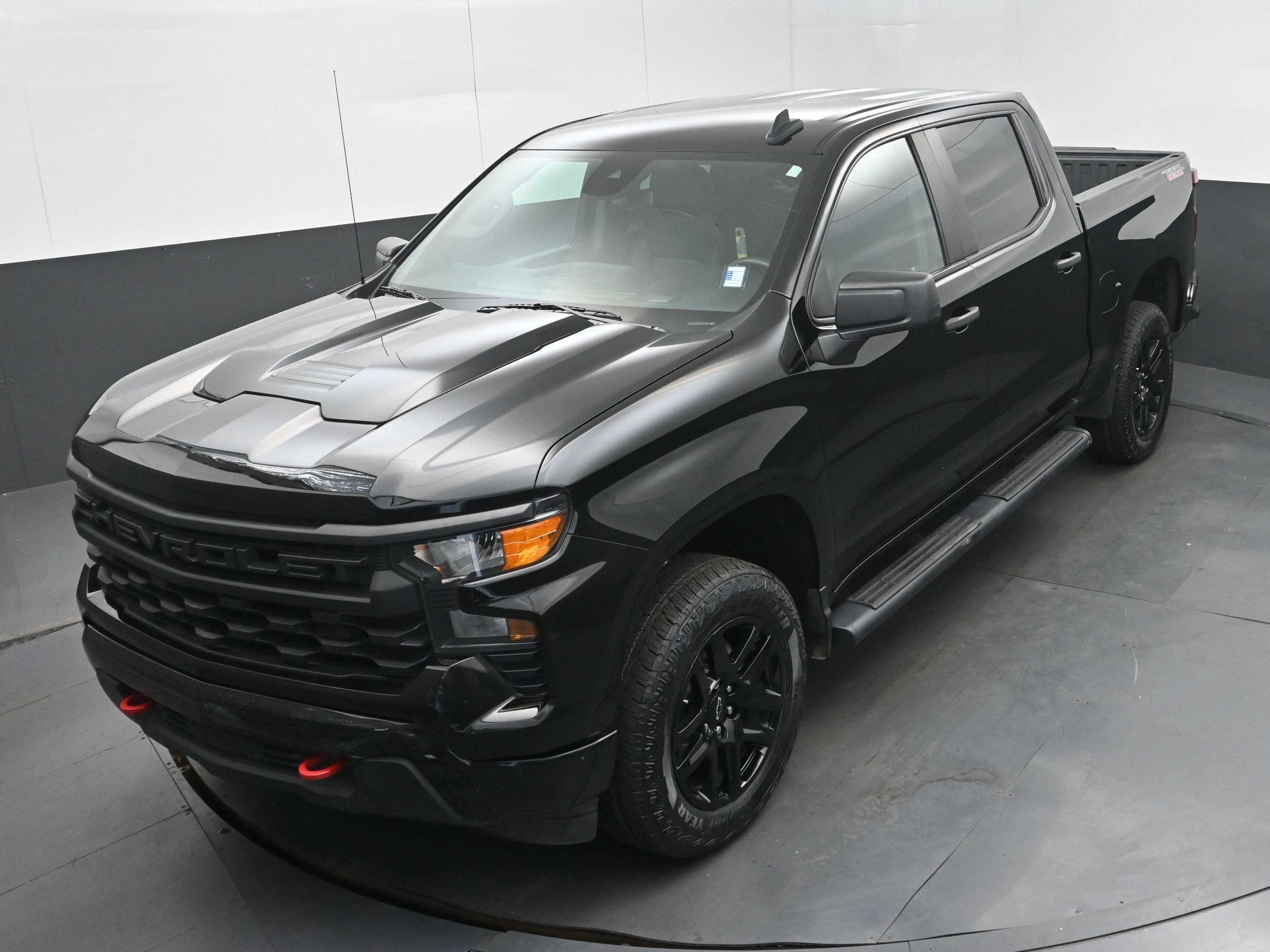 Used 2023 Chevrolet Silverado 1500 Custom Trail Boss w/ LPO, Dark Essentials Package AWD/4WD image 39