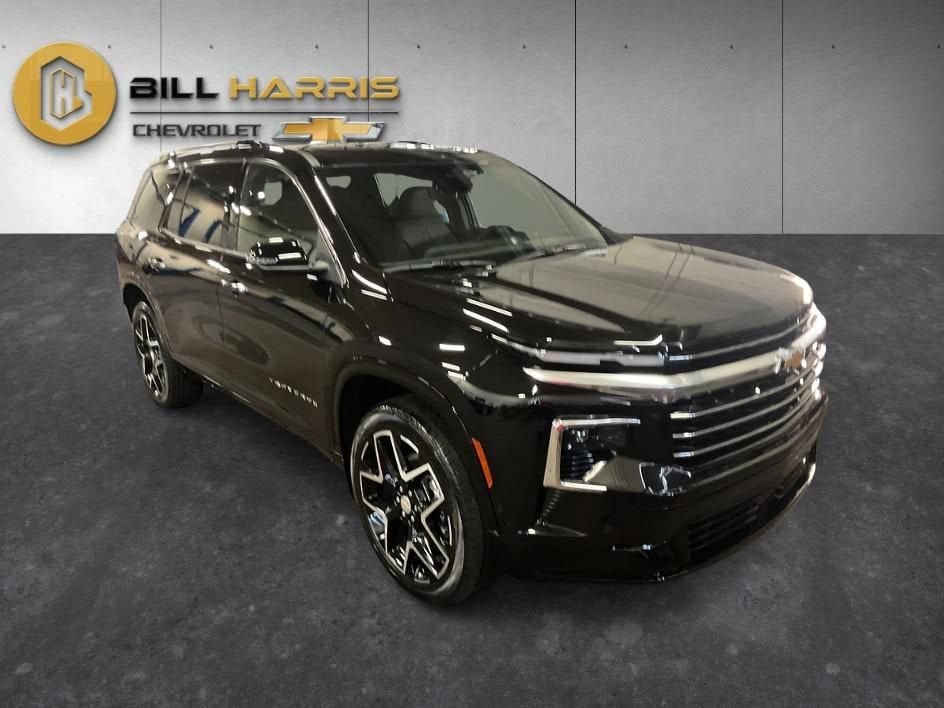 New 2026 Chevrolet Traverse High Country w/ LPO, Floor Liner Package AWD/4WD image 9