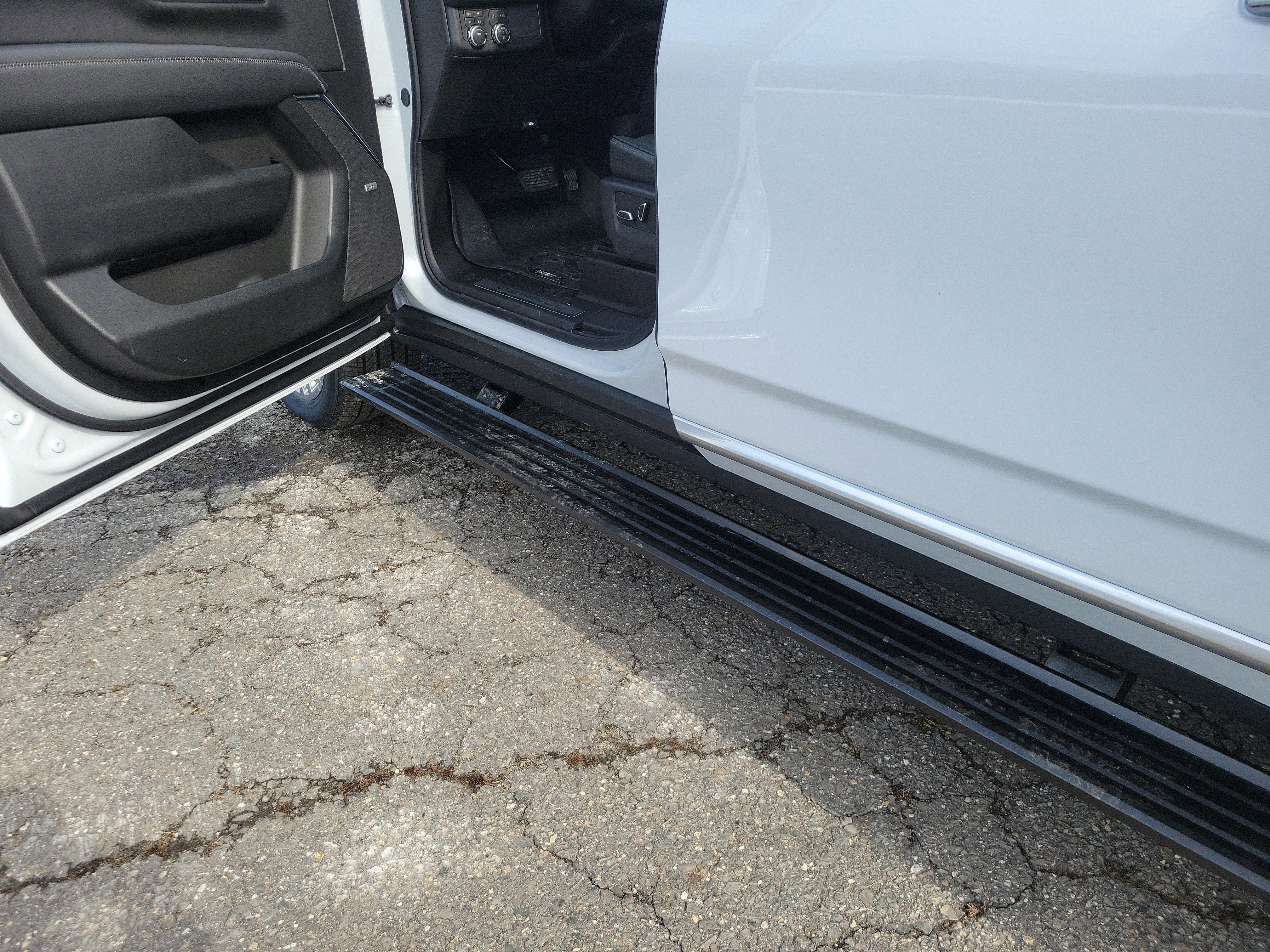 New 2026 GMC Yukon XL Denali w/ Sun & Power Step Package AWD/4WD image 30
