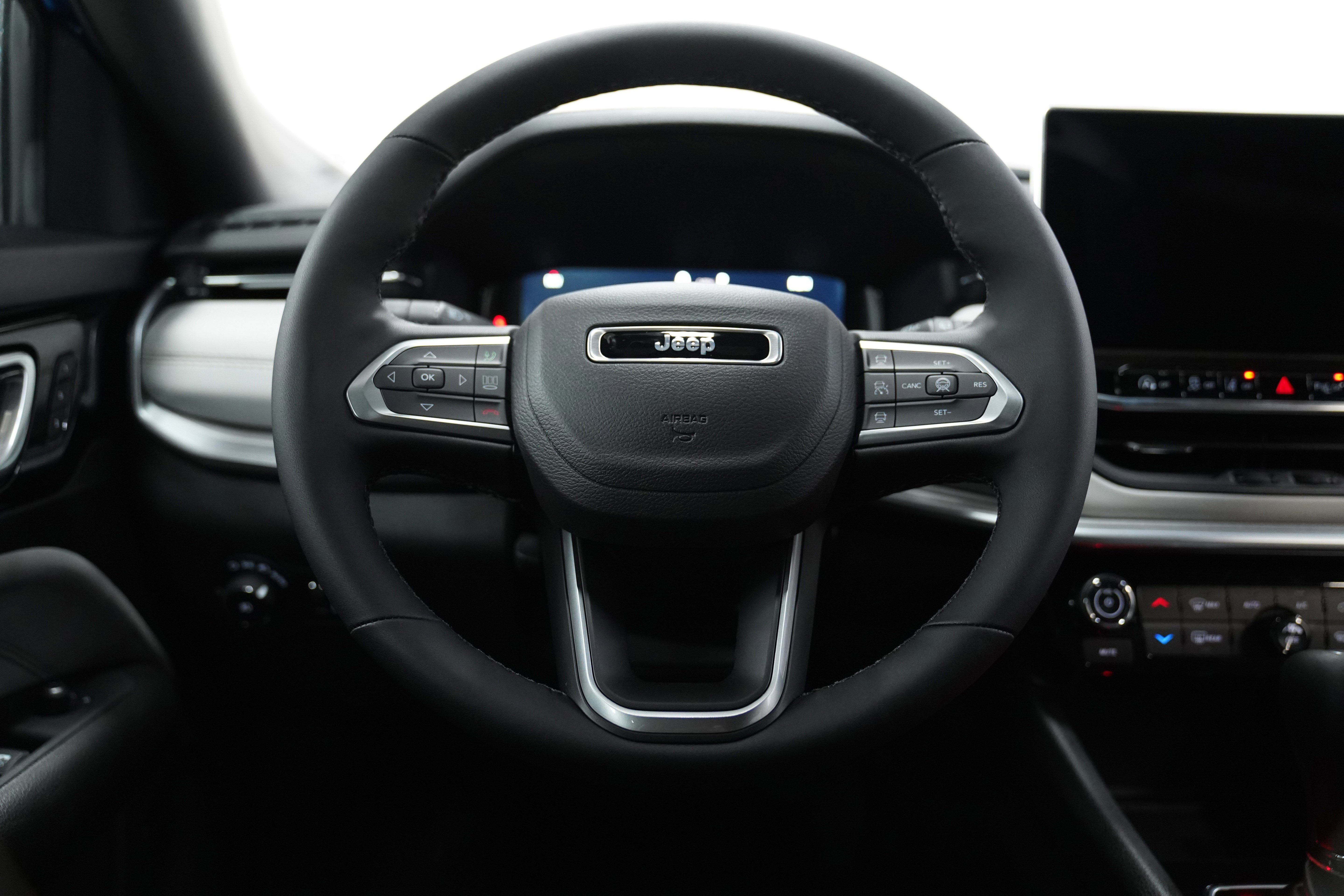 New 2025 Jeep Compass Limited w/ Elite Group image 18