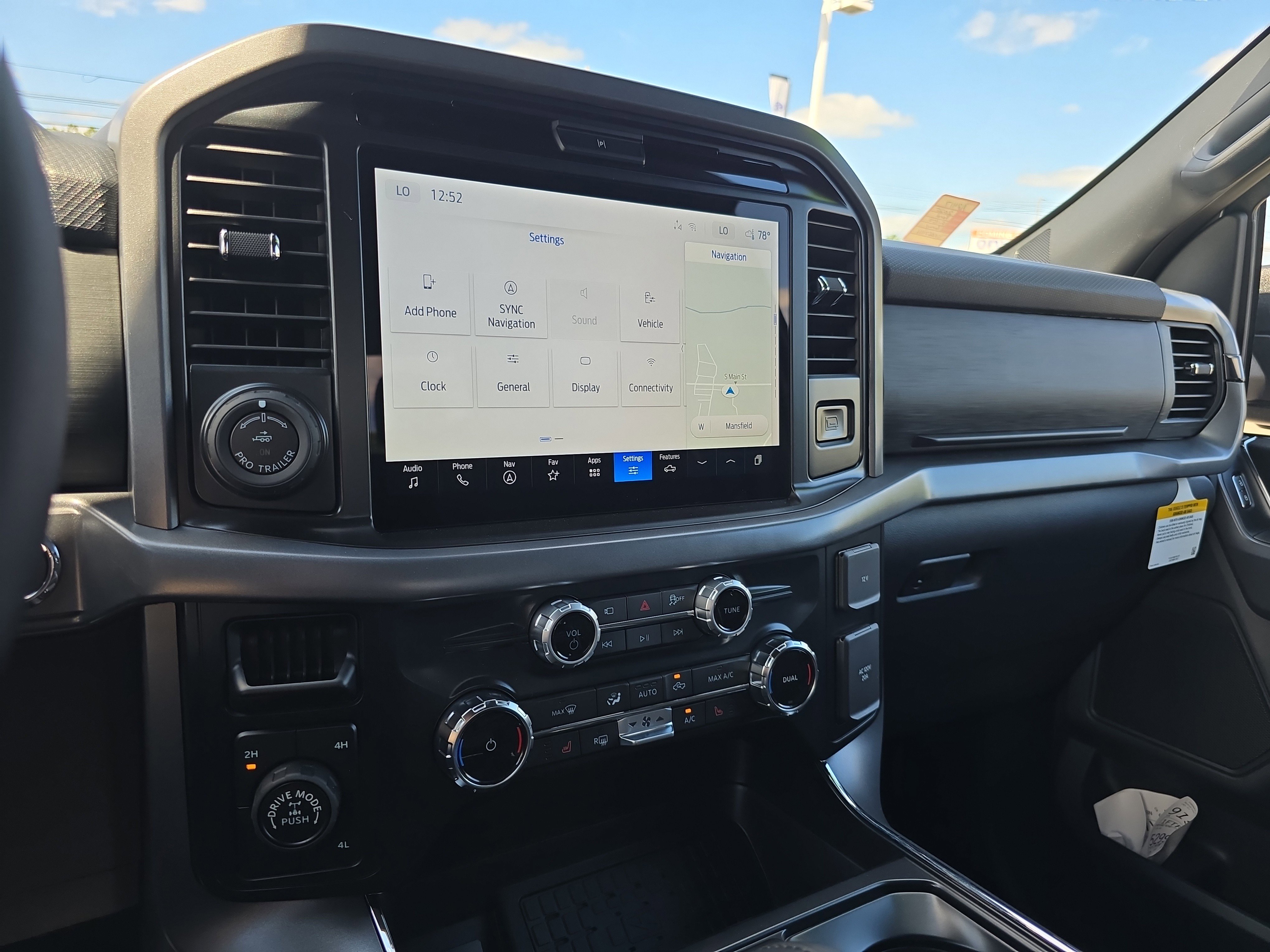 New 2025 Ford F150 XLT image 24