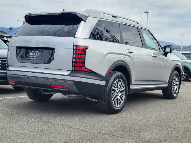 New 2026 Hyundai Palisade SEL FWD image 2