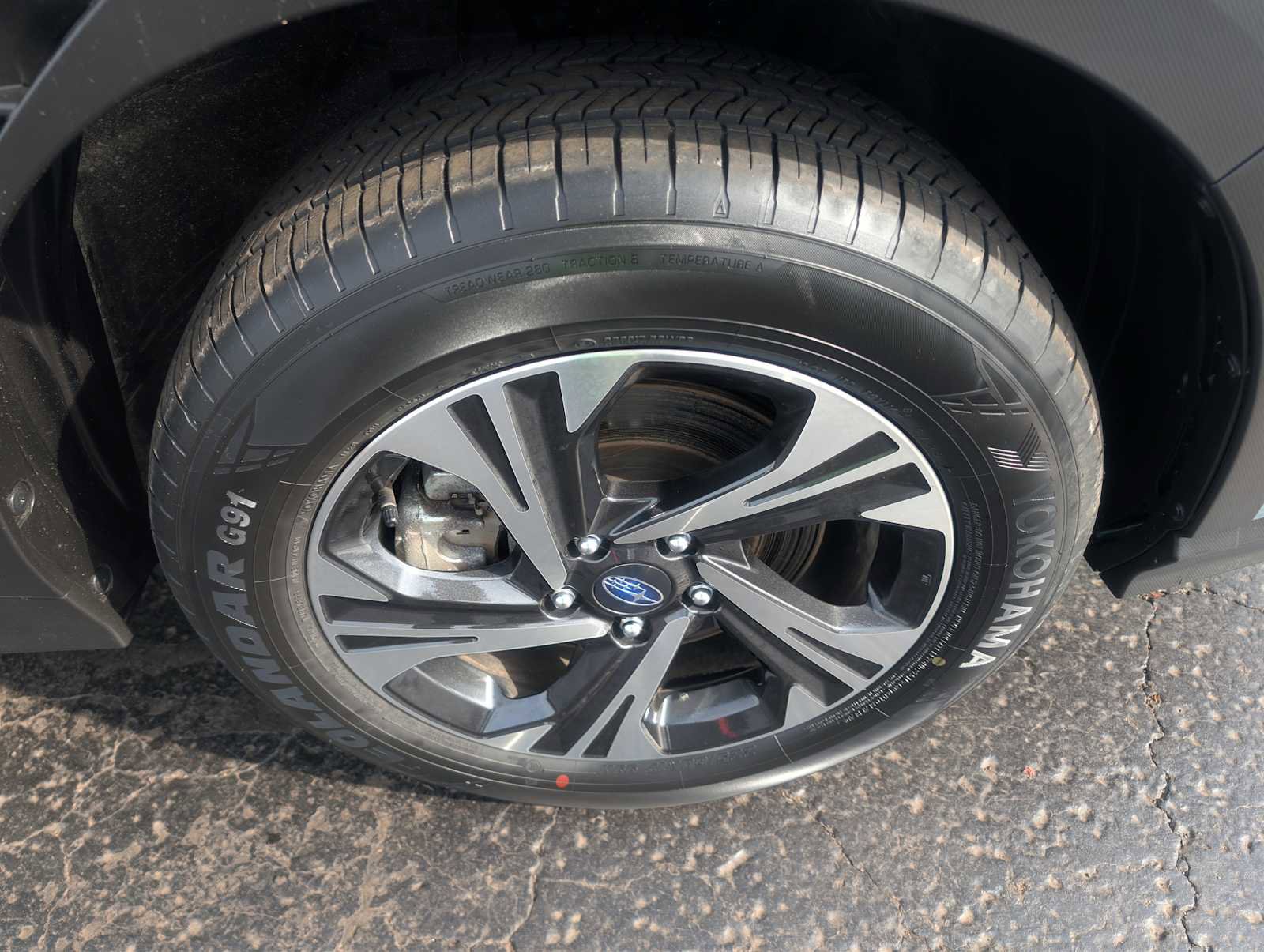 Certified 2025 Subaru Crosstrek 2.0i Premium image 9