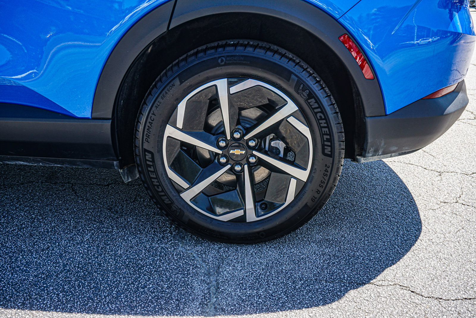 New 2026 Chevrolet Equinox EV LT FWD image 12