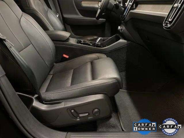 Used 2025 Volvo XC40 B5 Plus image 84