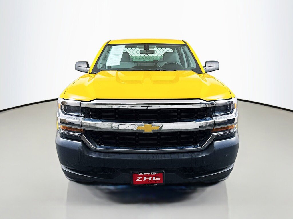 Used 2018 Chevrolet Silverado 1500 W/T w/ Trailering Package AWD/4WD image 8