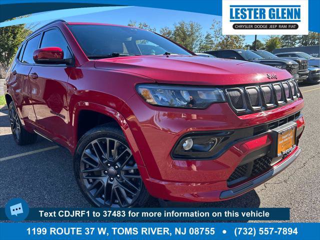 Certified 2022 Jeep Compass Limited image 1