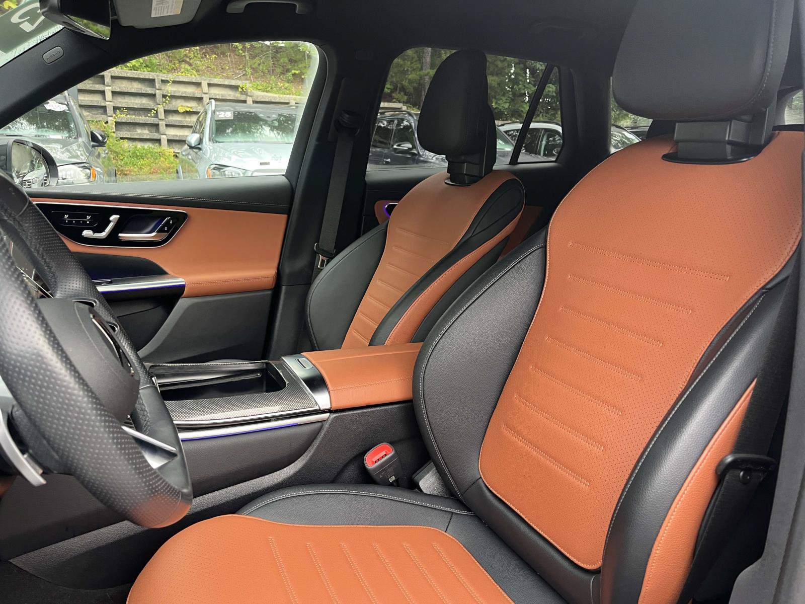 Certified 2025 Mercedes-Benz GLC 300 image 38
