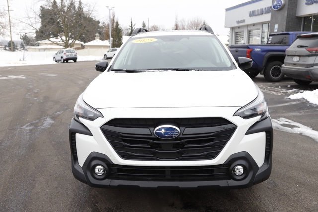 Certified 2025 Subaru Outback Onyx Edition image 10