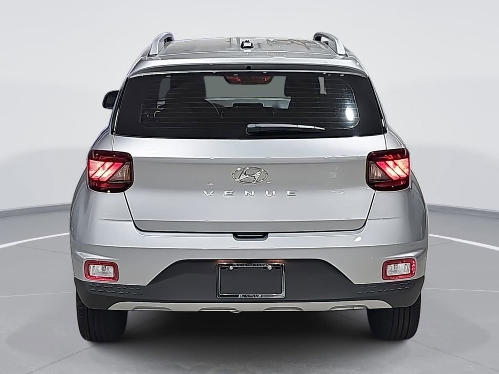 New 2026 Hyundai Venue SEL FWD image 6