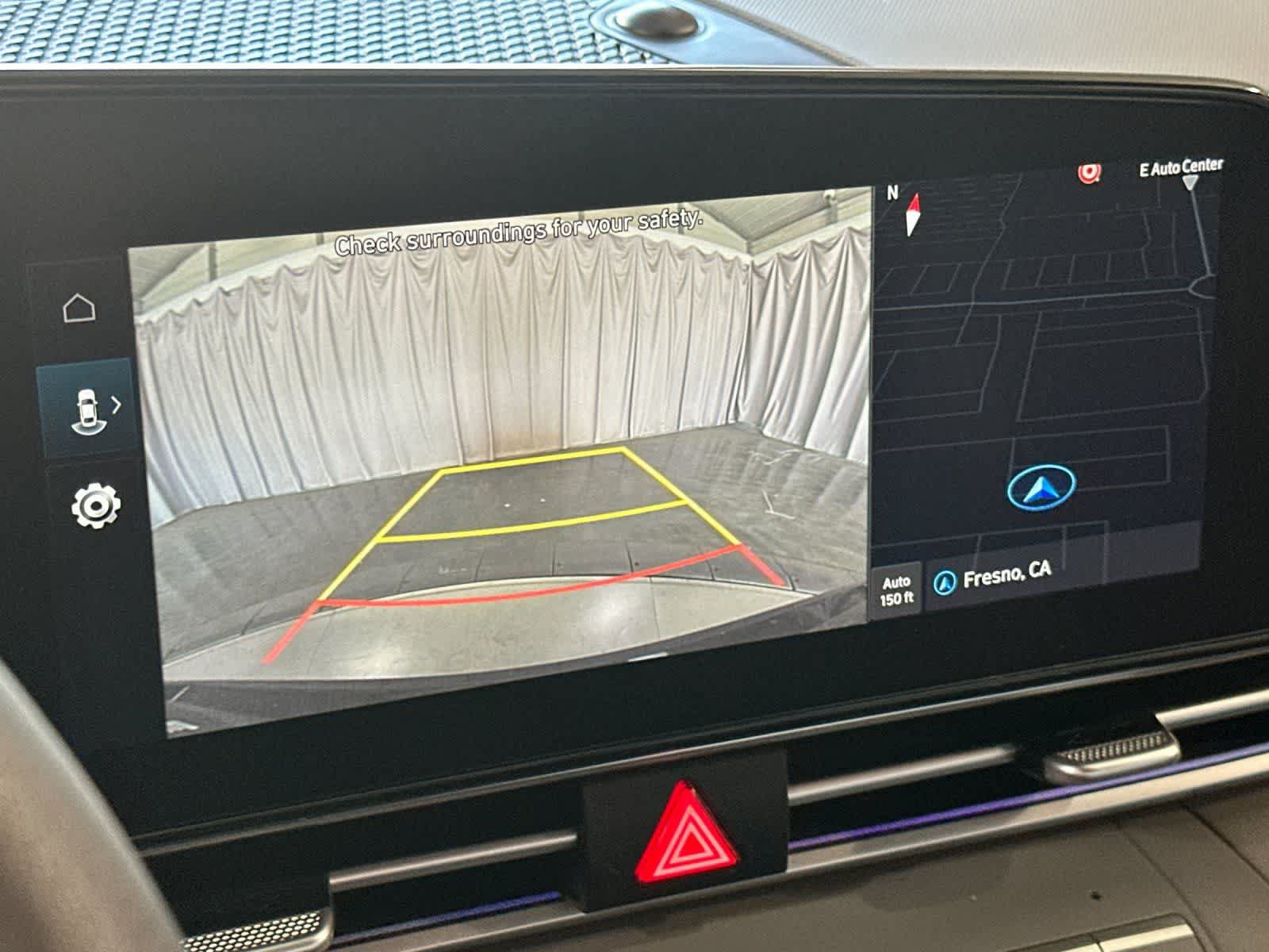 Used 2024 Hyundai Elantra SEL FWD image 18