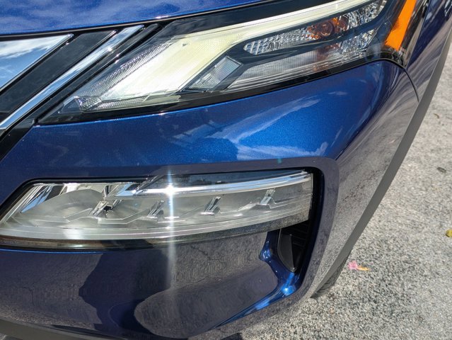 Certified 2023 Nissan Rogue SV image 5