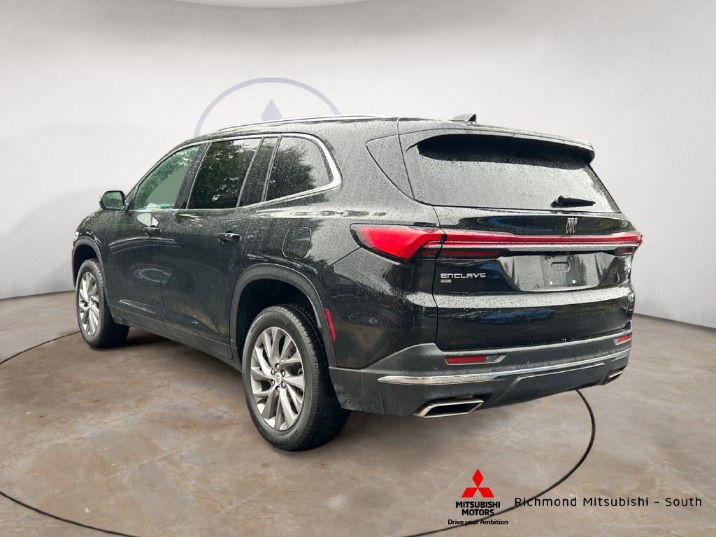 Used 2025 Buick Enclave Preferred AWD/4WD image 5