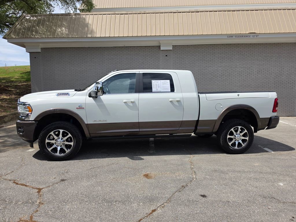 Used 2024 RAM 2500 Limited w/ Towing Technology Group image 28