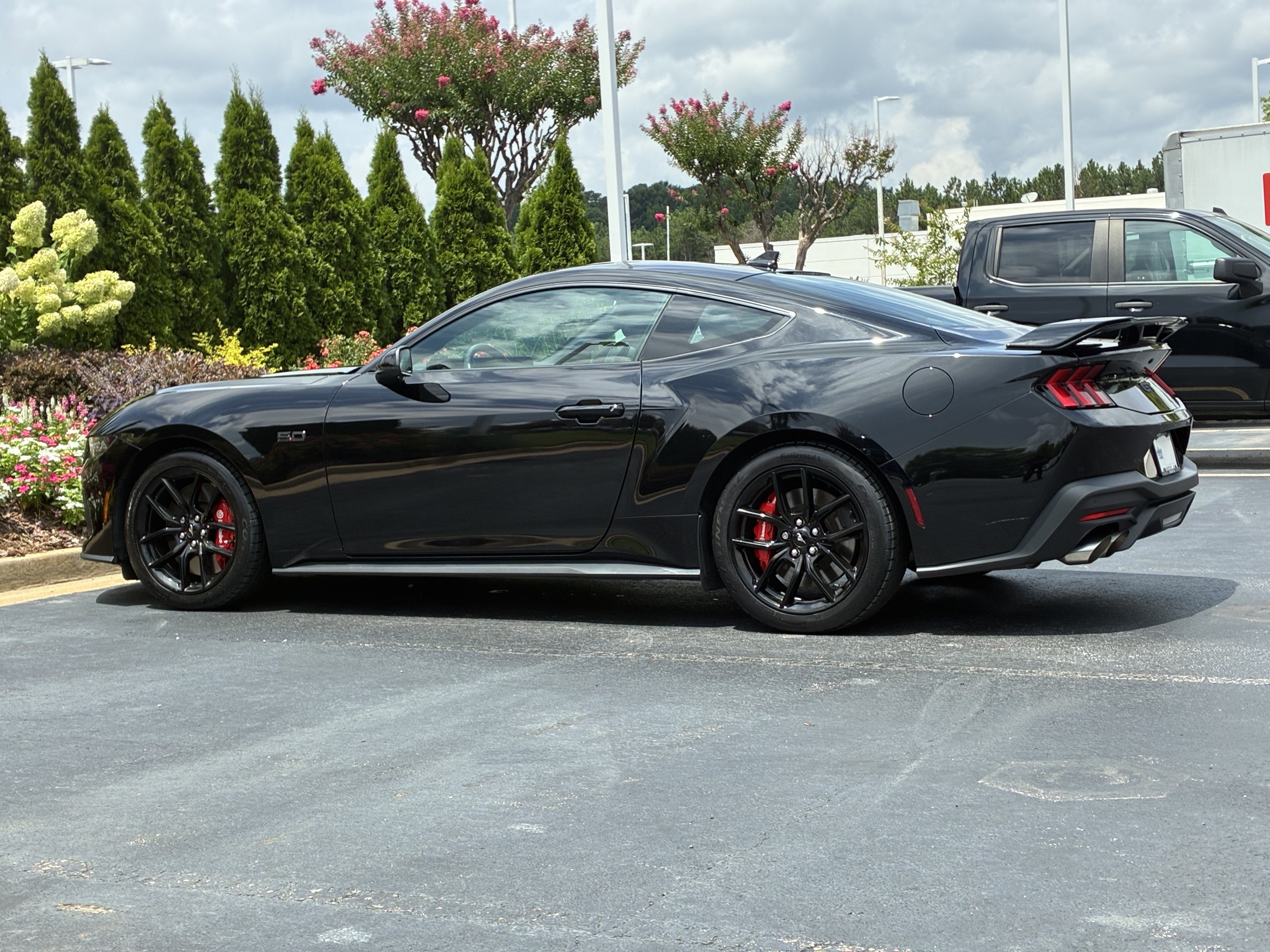 Used 2025 Ford Mustang GT Premium RWD image 10