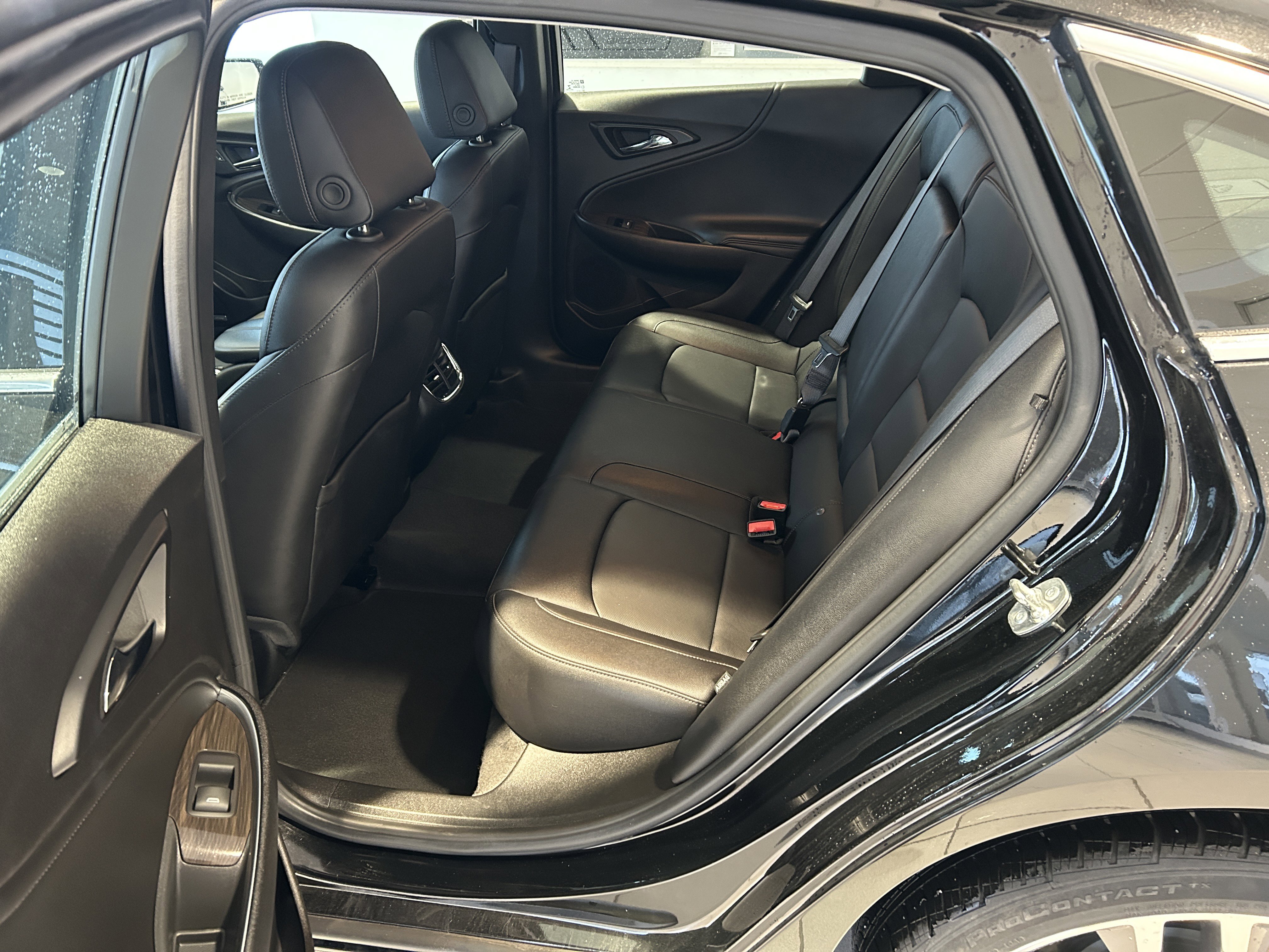 Used 2024 Chevrolet Malibu LT image 19