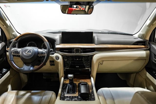 Used 2018 Lexus LX 570 4WD w/ Luxury Package image 20