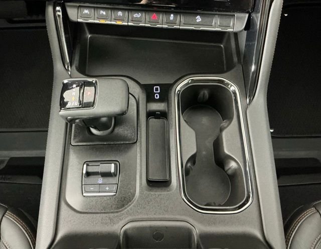 Used 2023 GMC Sierra 1500 AT4 w/ AT4 Premium Package AWD/4WD image 24