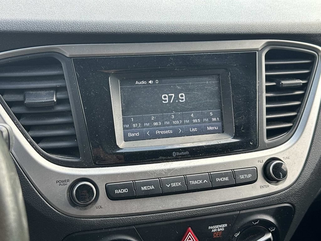 Used 2018 Hyundai Accent SE FWD image 28