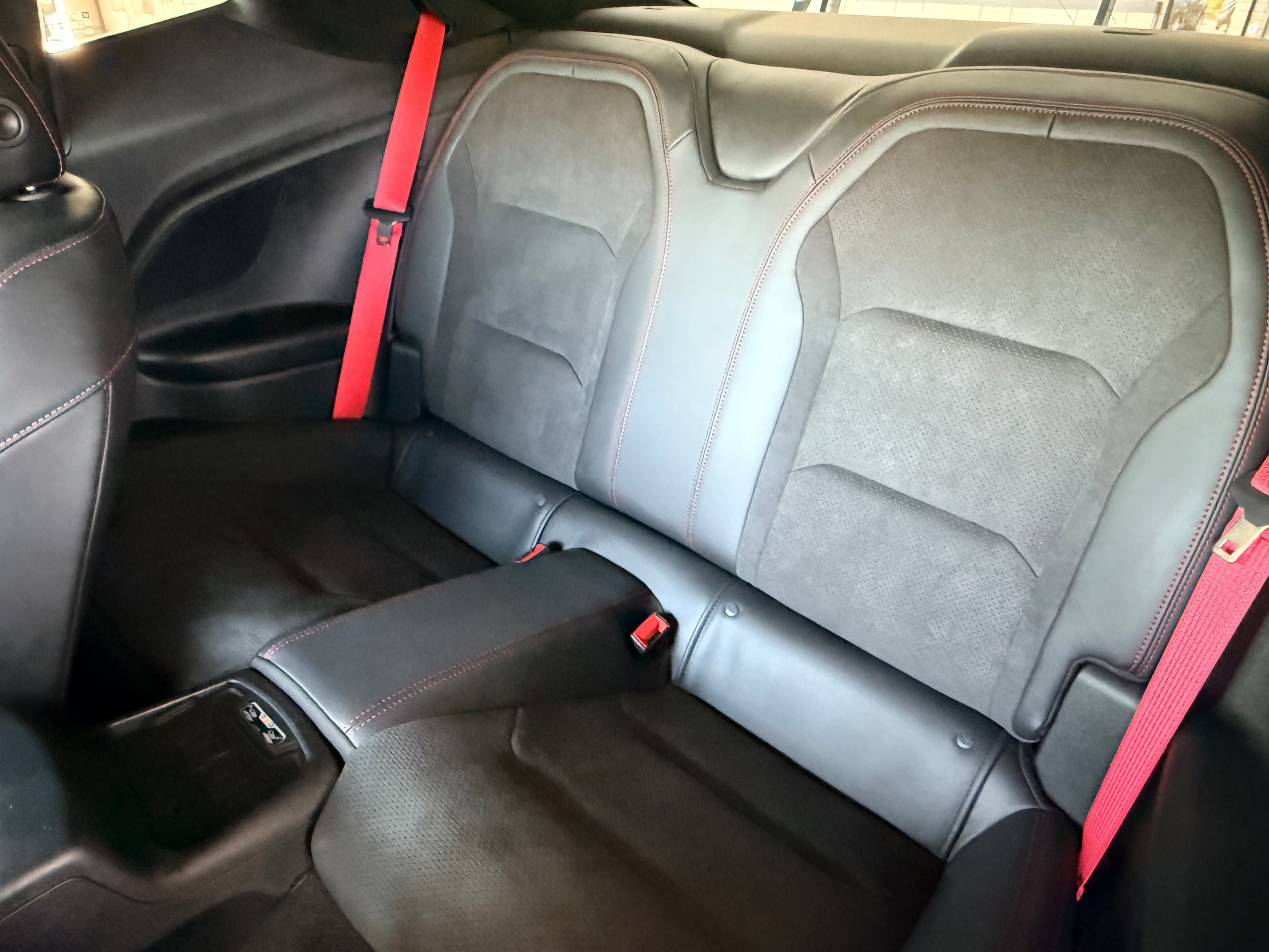 Used 2020 Chevrolet Camaro ZL1 RWD image 11