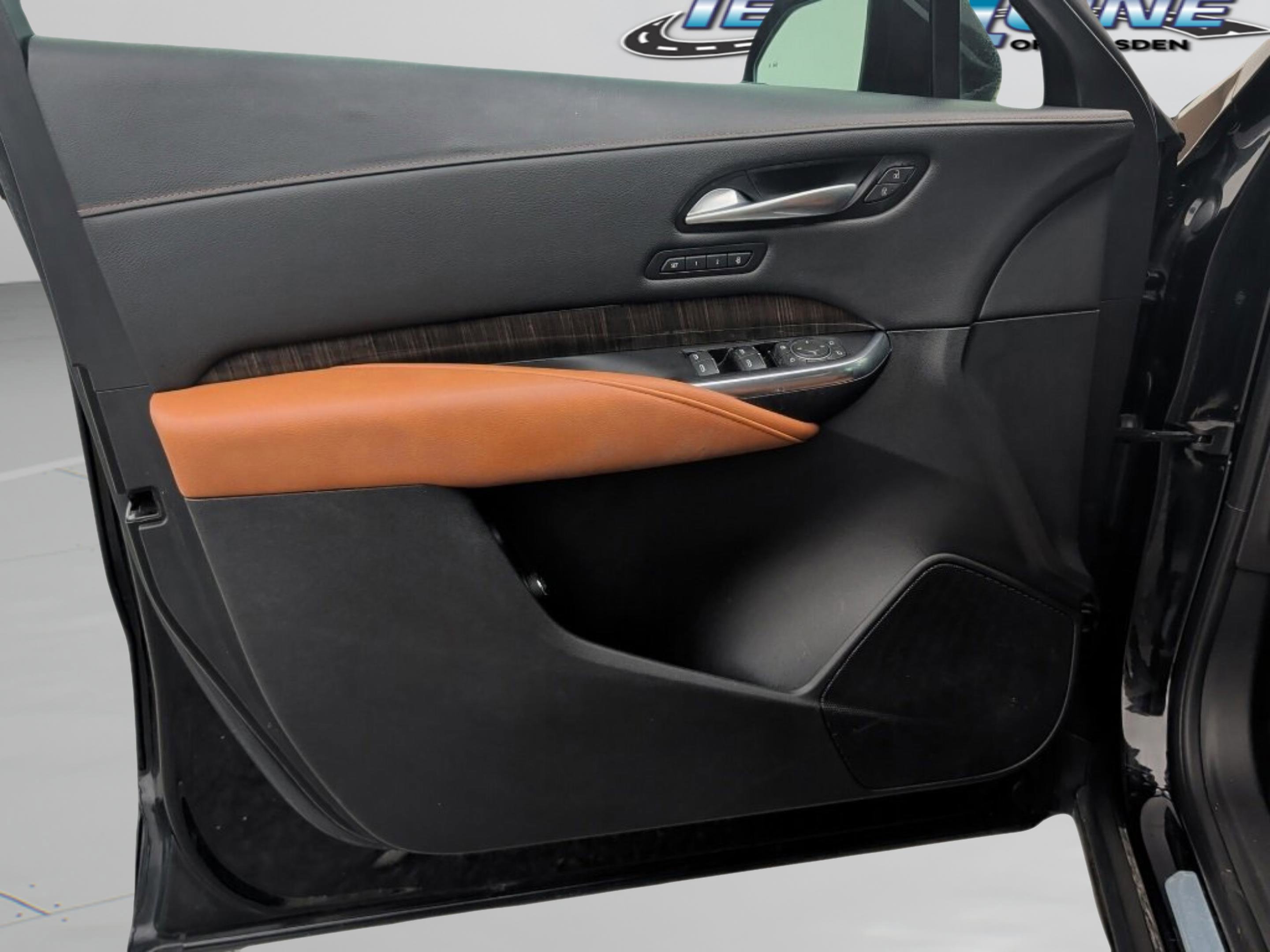 Used 2020 Cadillac XT4 Premium Luxury image 19