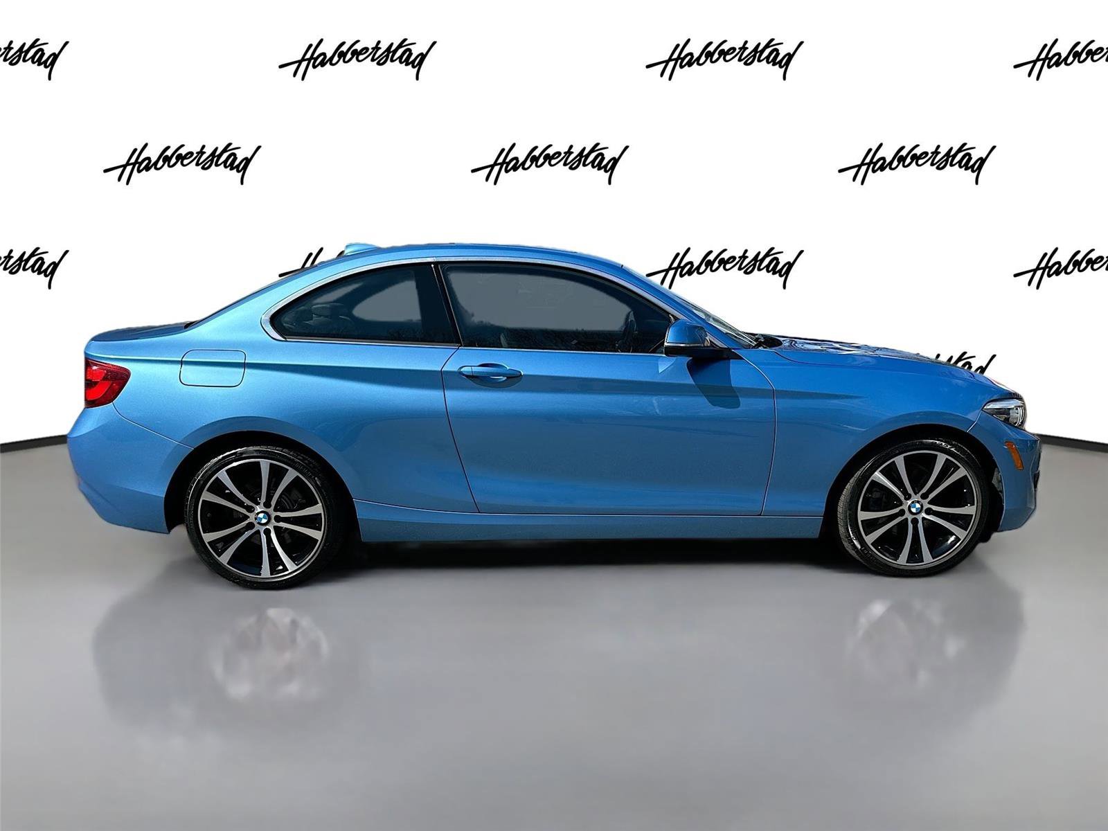 Used 2020 BMW 230i xDrive Coupe w/ Convenience Package image 4