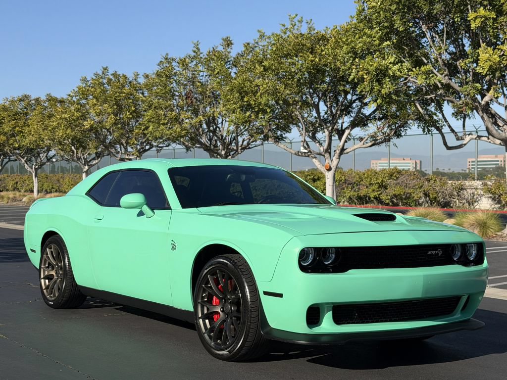 Used 2016 Dodge Challenger SRT Hellcat RWD image 4