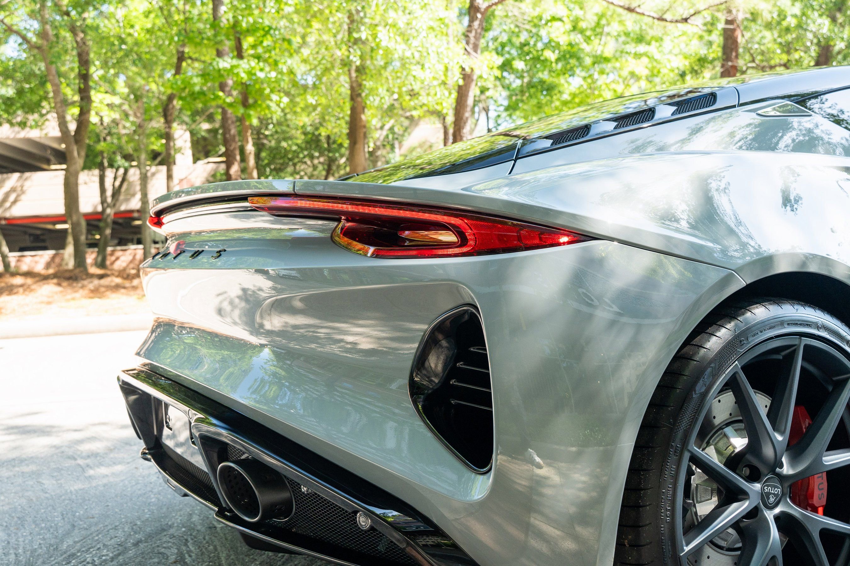 Used 2025 Lotus Emira image 35