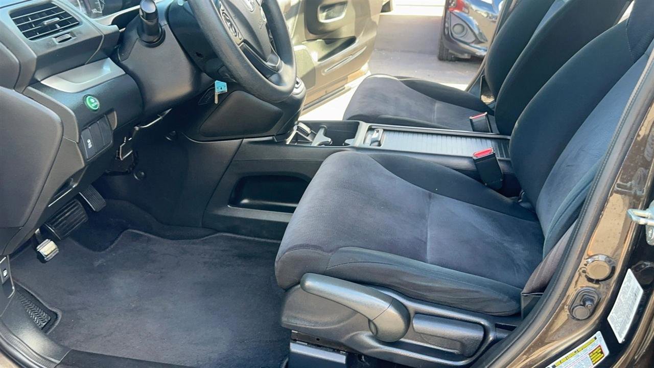 Used 2013 Honda CR-V LX image 37