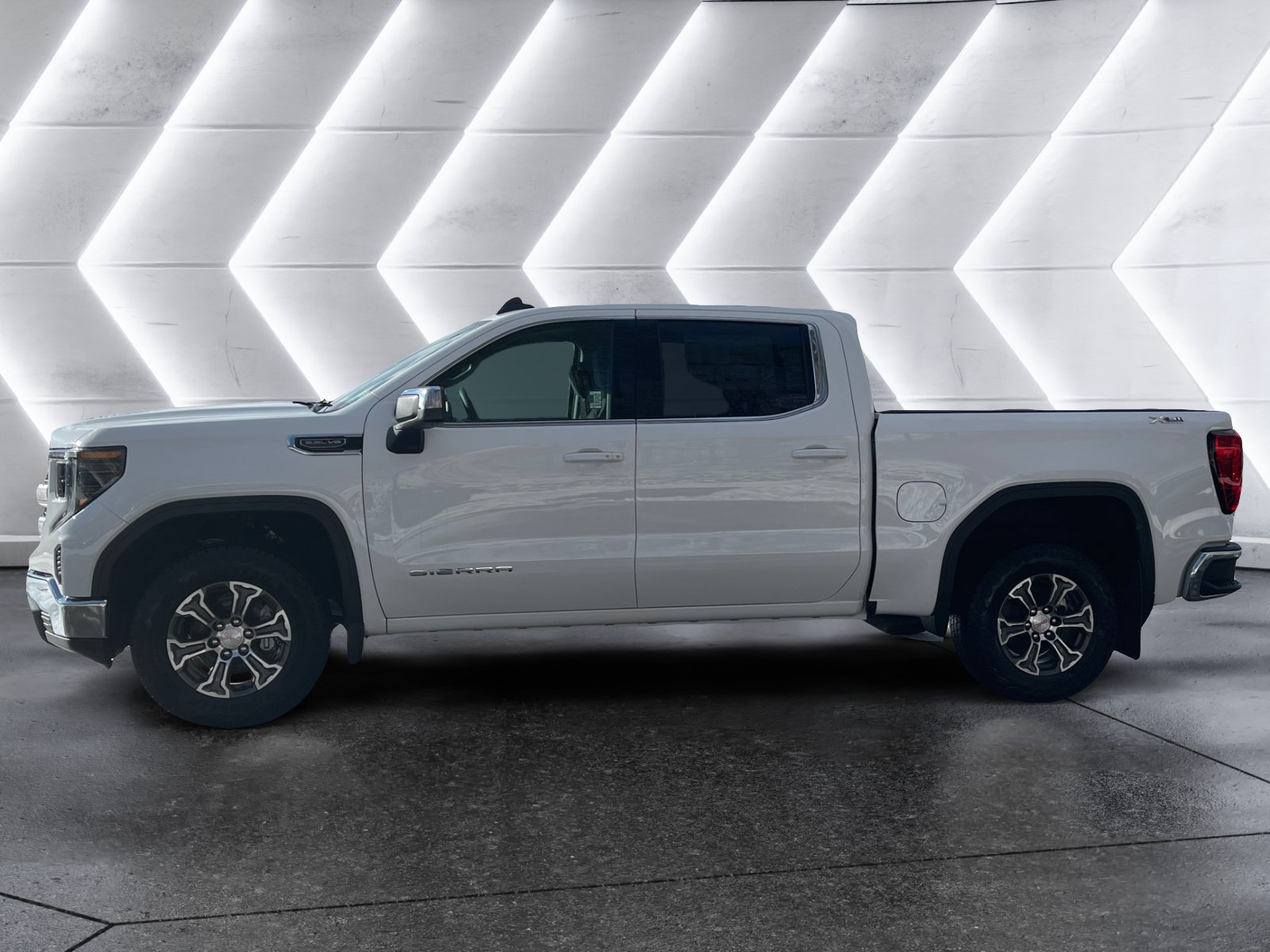 New 2026 GMC Sierra 1500 SLE AWD/4WD image 3
