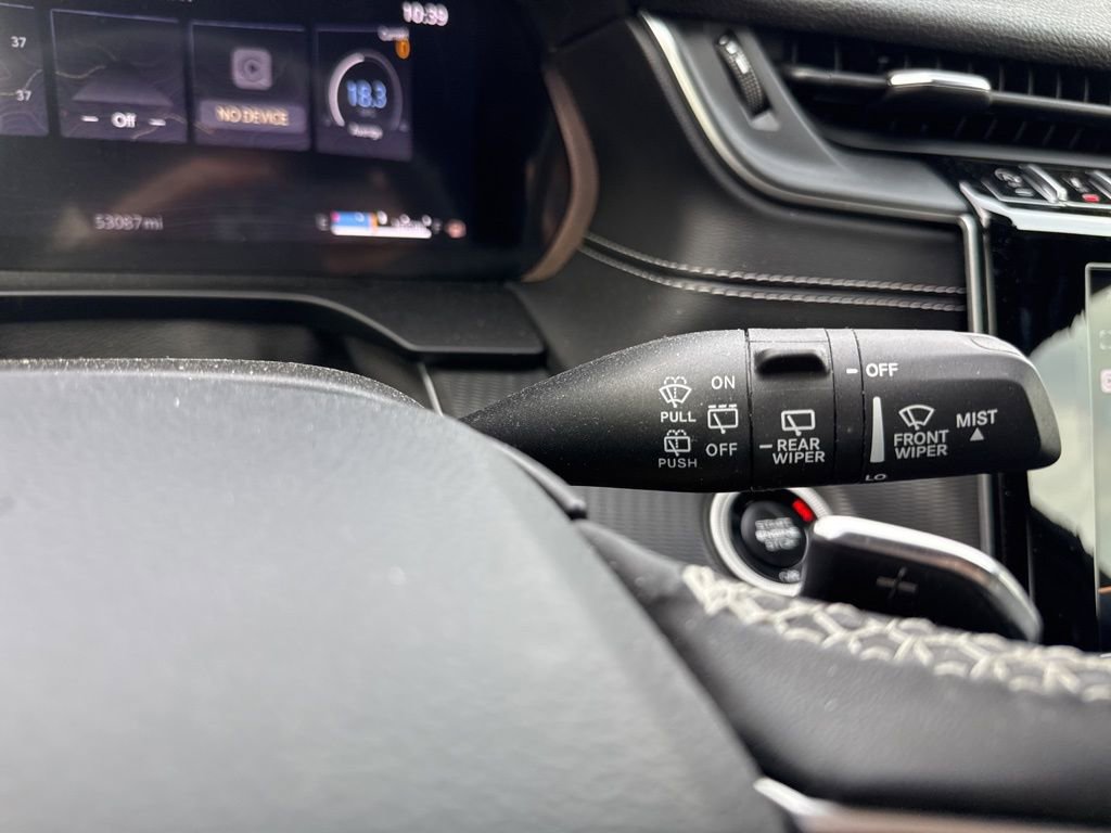 Used 2024 Jeep Grand Cherokee Altitude image 30