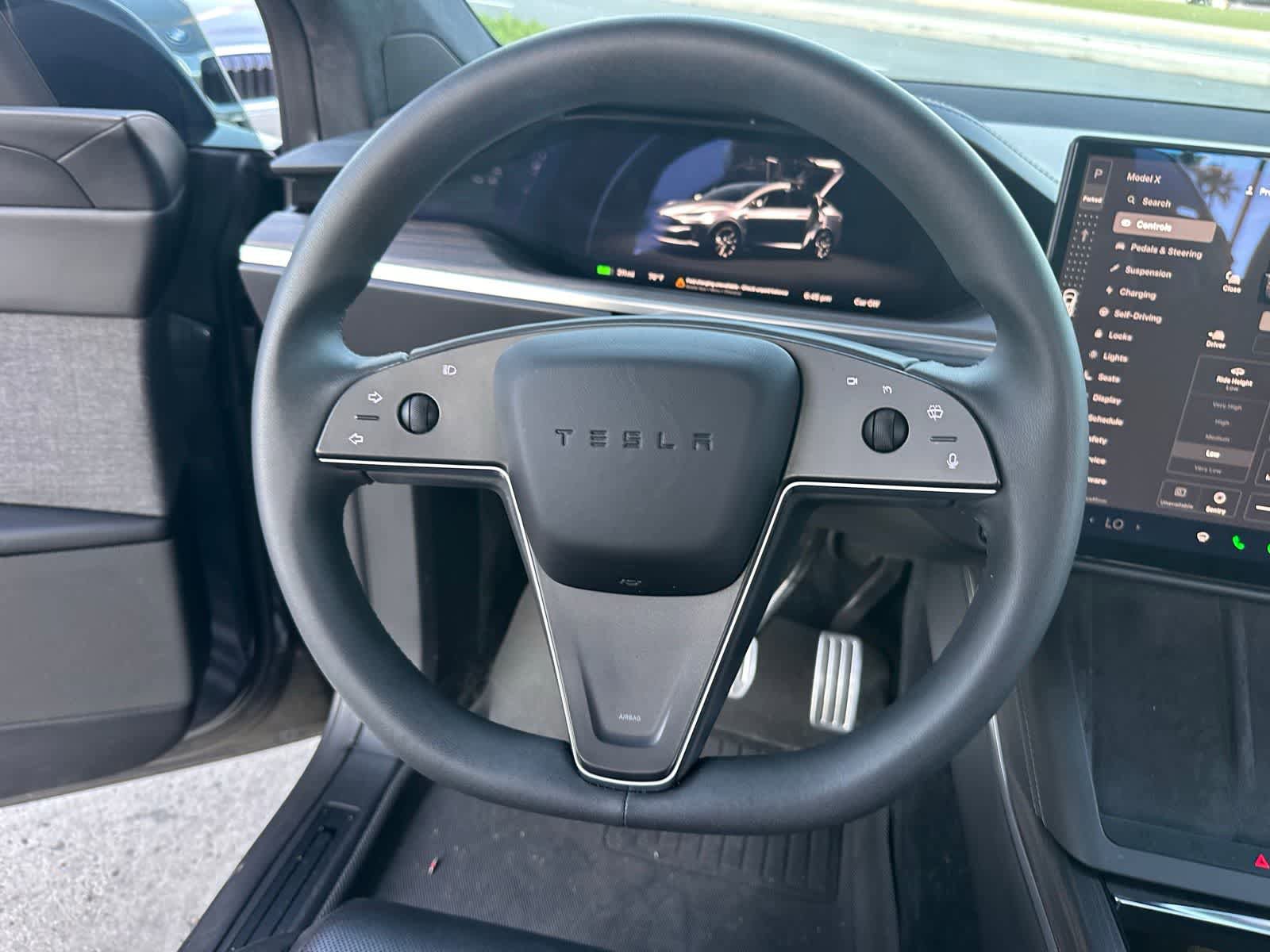 Used 2024 Tesla Model X image 19