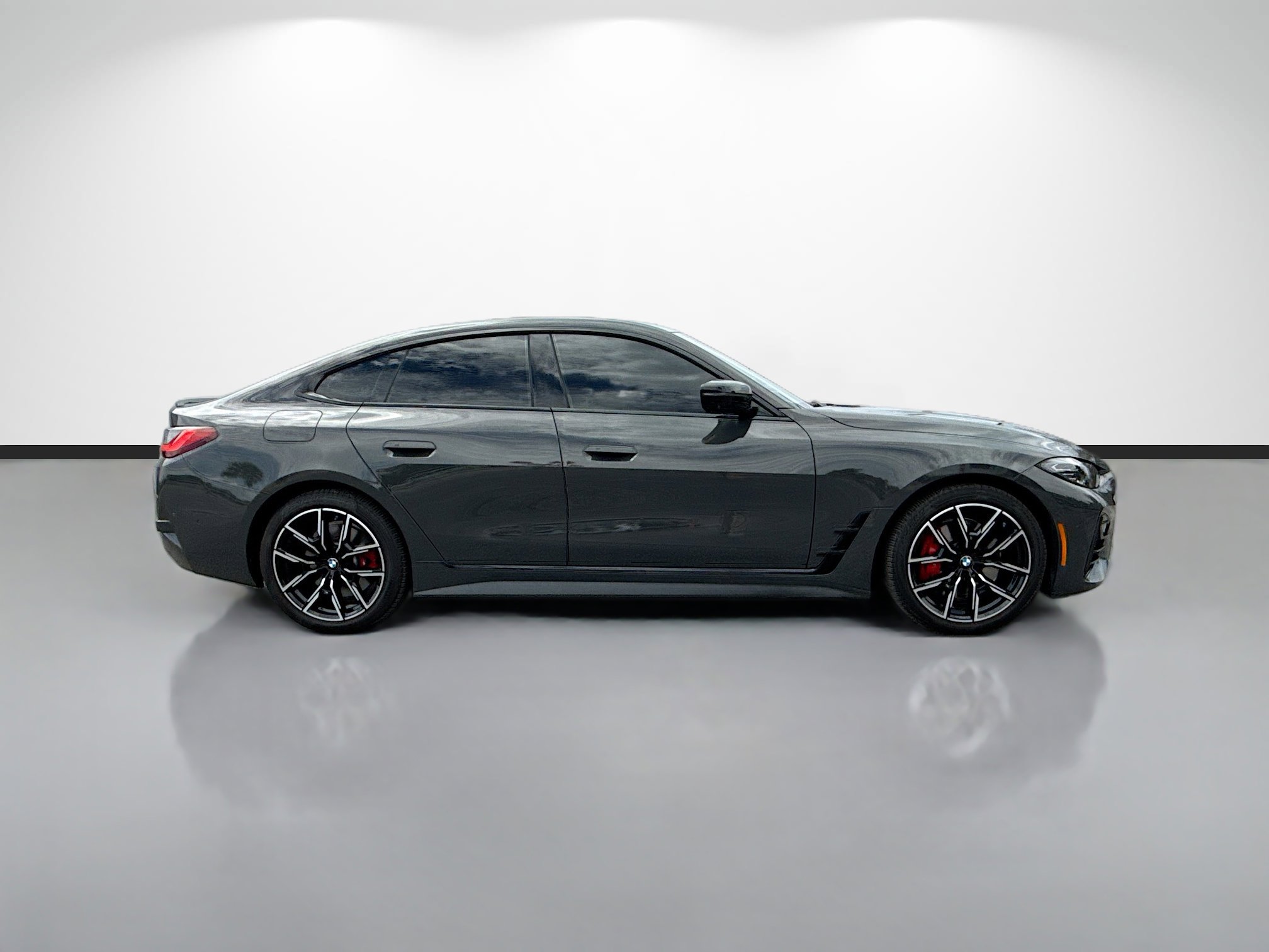 Used 2024 BMW 430i Gran Coupe xDrive w/ M Sport Package (Priority 1) AWD/4WD image 2