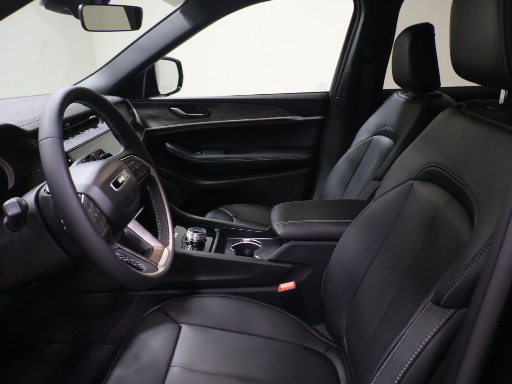 New 2027 Jeep Grand Cherokee L Limited AWD/4WD image 9