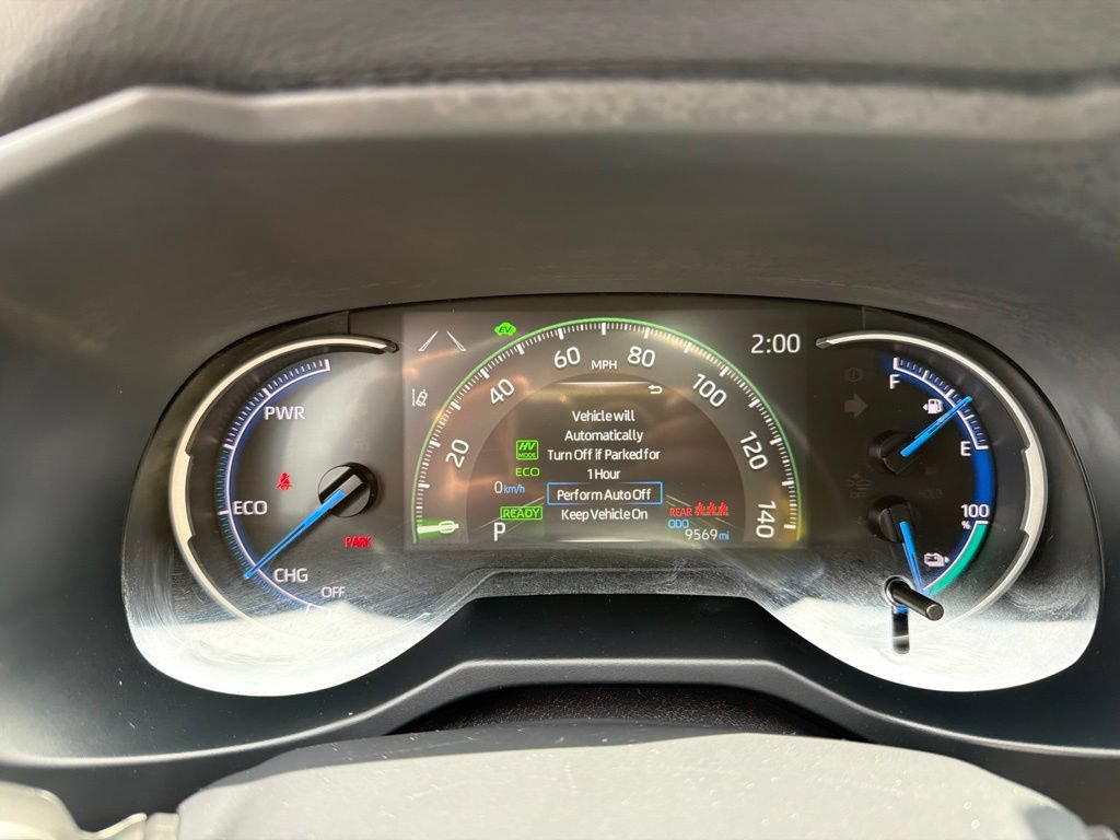 Used 2025 Toyota RAV4 SE AWD/4WD image 24