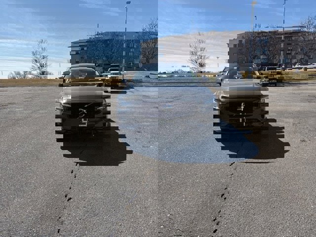 Used 2025 Volvo S60 B5 Core image 2