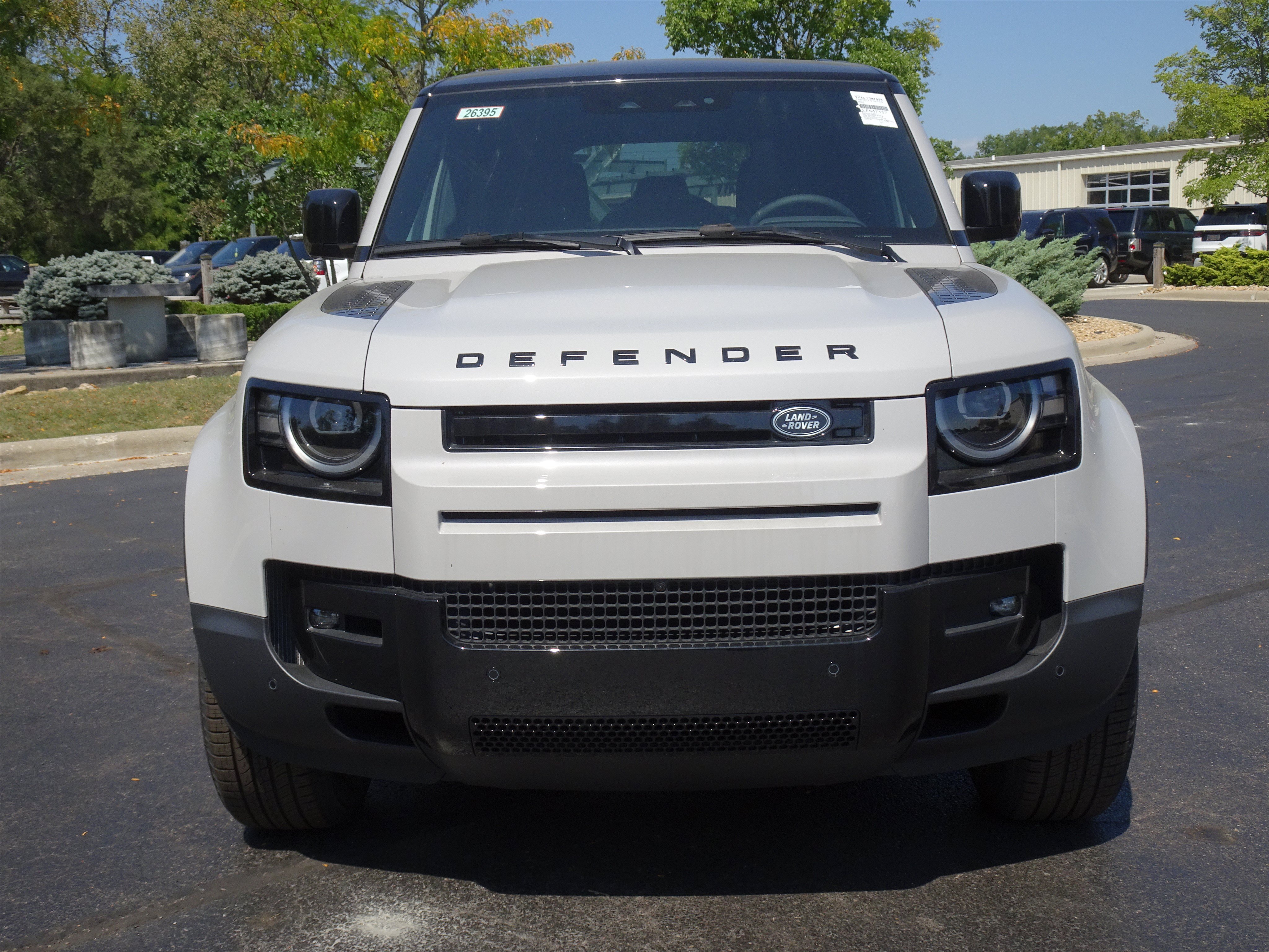 New 2026 Land Rover Defender 110 S AWD/4WD image 9