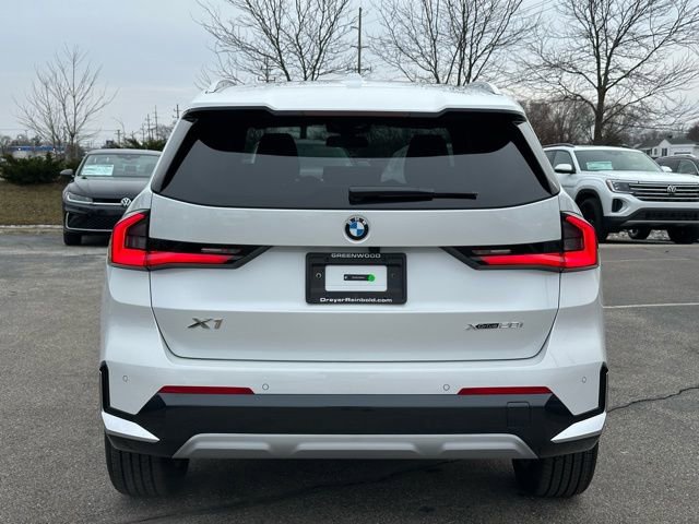 New 2026 BMW X1 xDrive28i w/ Technology Package AWD/4WD image 9