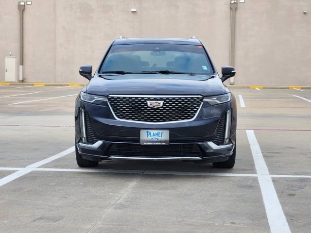 Used 2022 Cadillac XT6 Premium Luxury AWD/4WD image 2