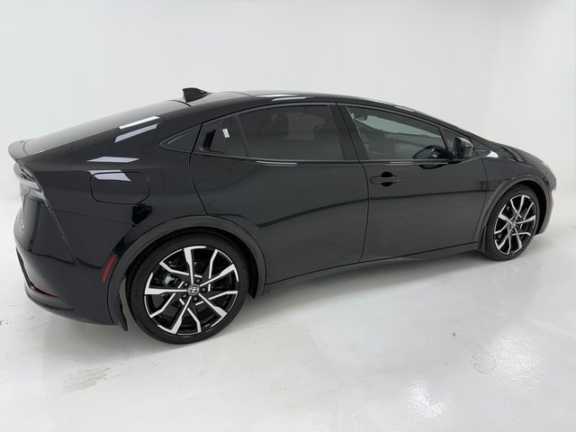 Used 2025 Toyota Prius Plug-In Hybrid w/ Limited Premium Package image 41