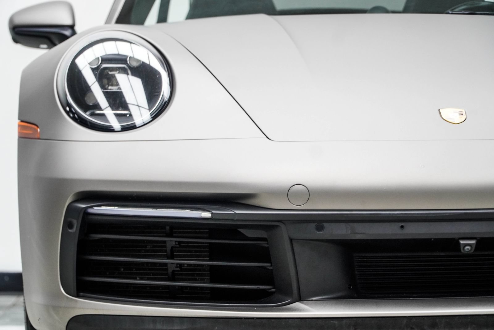 Used 2022 Porsche 911 Carrera w/ Premium Package RWD image 13