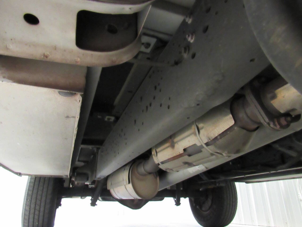 Used 2015 Ford E-350 and Econoline 350 Super Duty image 35