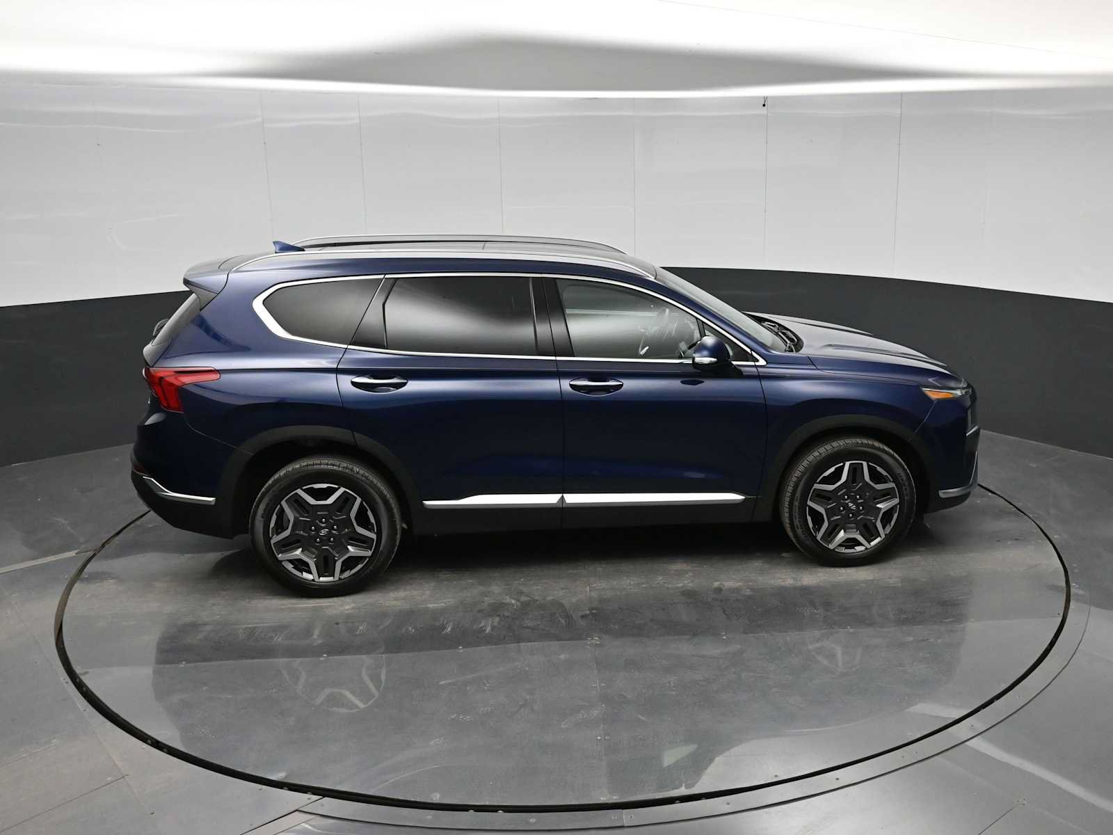 Used 2023 Hyundai Santa Fe Limited w/ Cargo Package AWD/4WD image 36