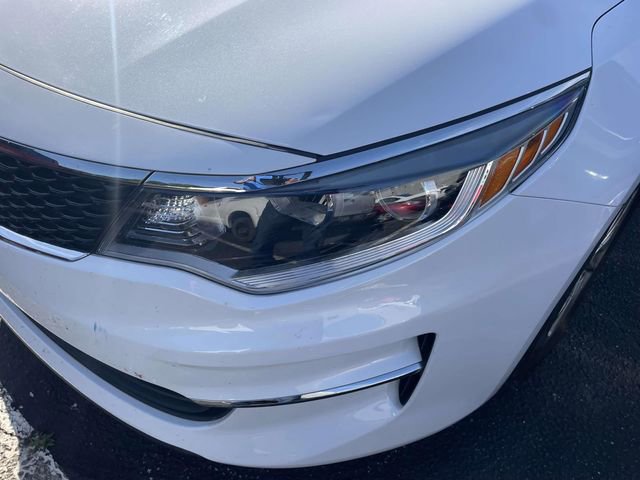 Used 2016 Kia Optima LX FWD image 4