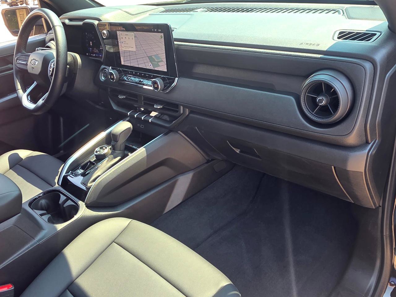 Used 2025 Chevrolet Colorado Trail Boss AWD/4WD image 24